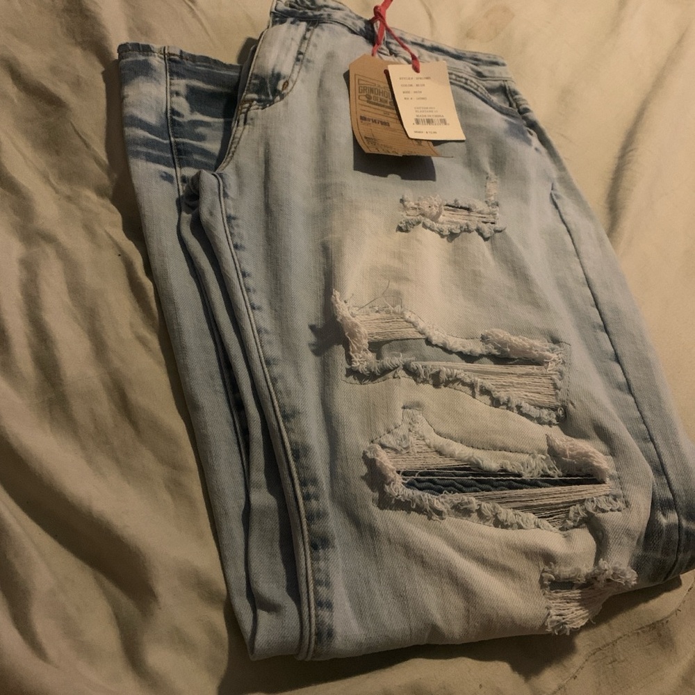 Trendy Distressed Light Blue Boyfriend Jeans